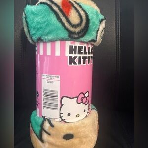 Hello Kitty Christmas Gingerbread Silk Touch Throw 40x50 Blanket NEW 2024